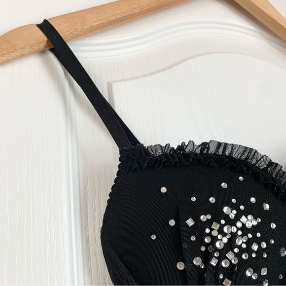 NWOT Victoria’s Secret Front Close Rhinestone Bra Lingerie - Picture 9 of 12